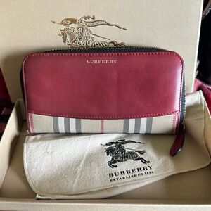 Burberry wallet